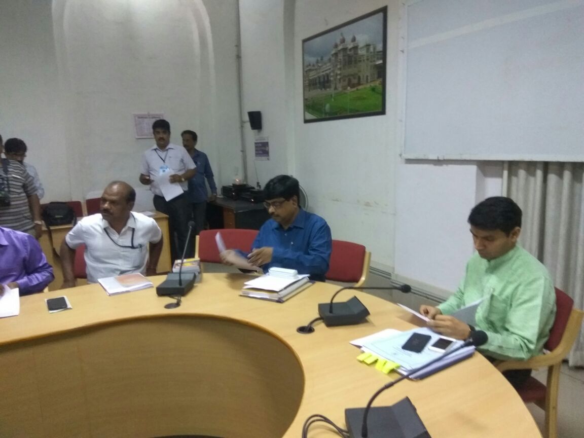 ಮತದಾನ ಜಾಗೃತಿಗಾಗಿ ಬಿಗ್ ಬಾಸ್ ಖ್ಯಾತಿಯ ನಿವೇದಿತಾ ಗೌಡ ರಾಯಭಾರಿ: ಮೈಸೂರು ಜಿಲ್ಲಾಧಿಕಾರಿ